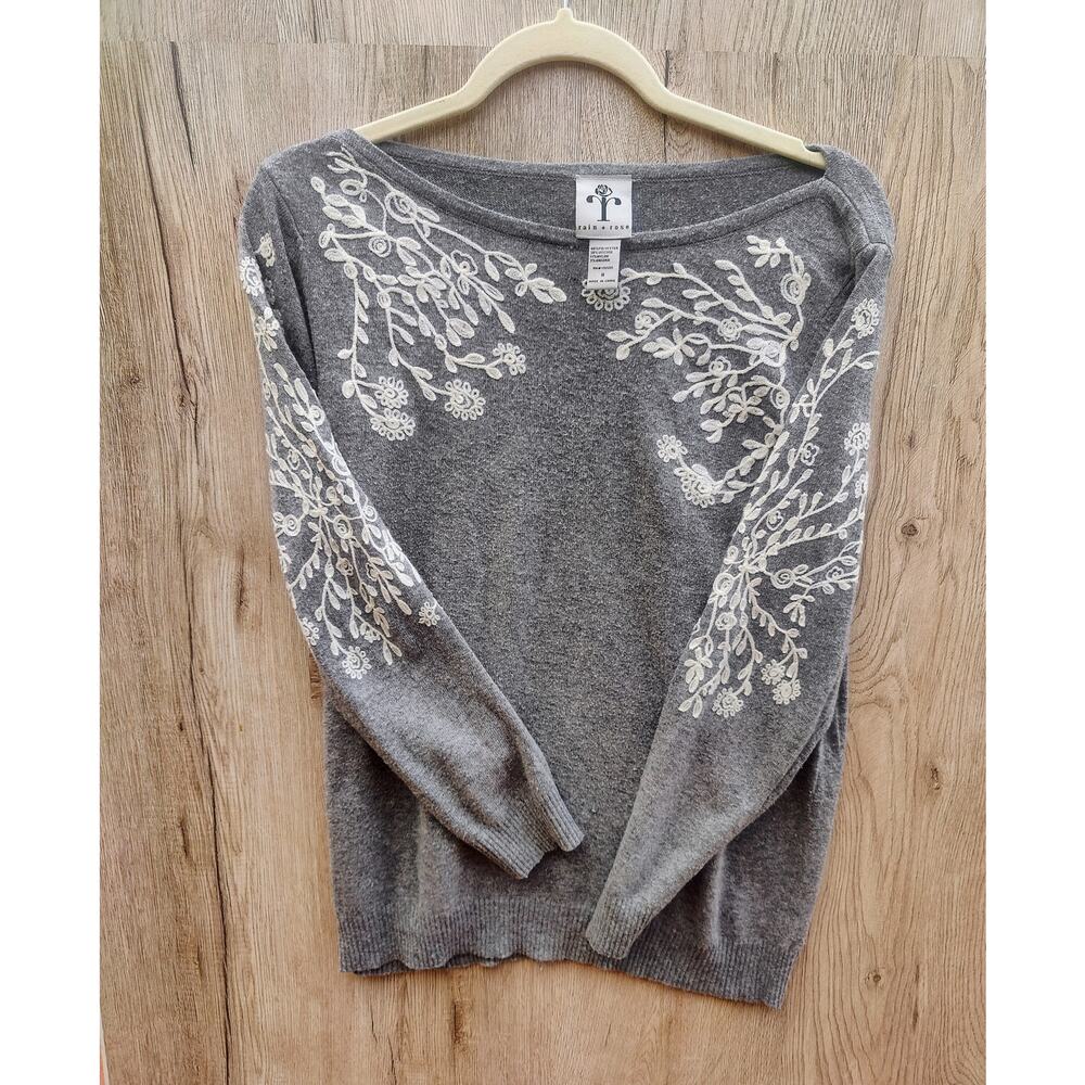 Rain + Rose Grey‎ Embroidered Crewneck Sweater Romantic Cottagecore Size M